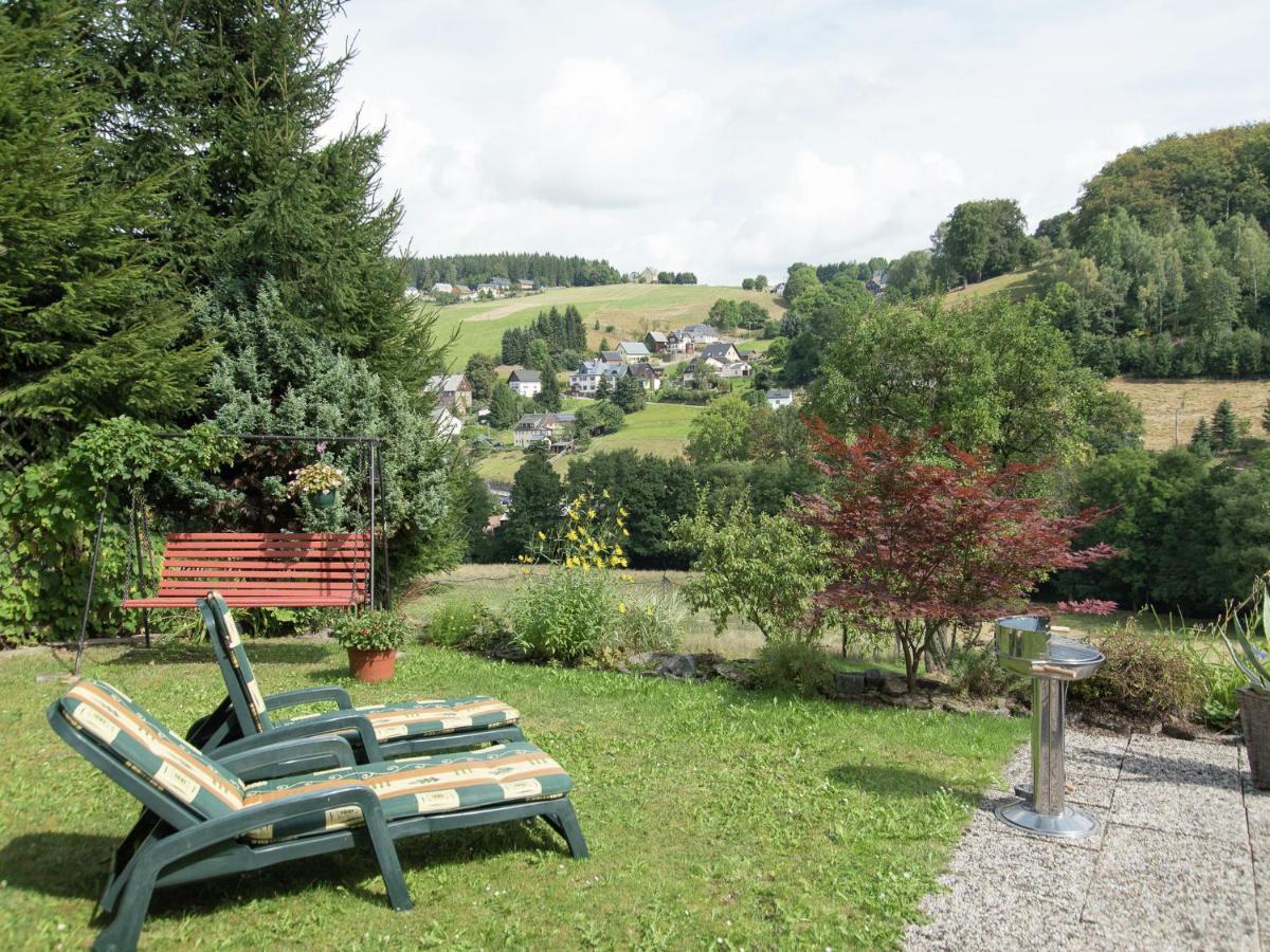 Cozy Apartment In Ore Mountains With Balcony Breitenbrunn  Phòng bức ảnh